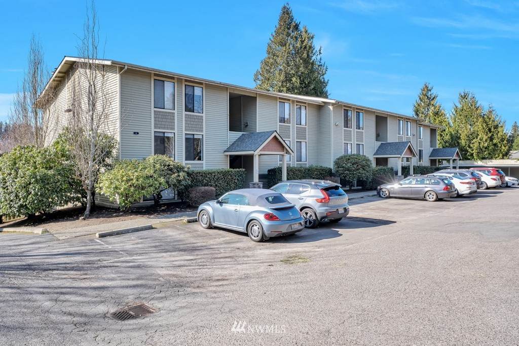 11801 100th Avenue - Photo 1