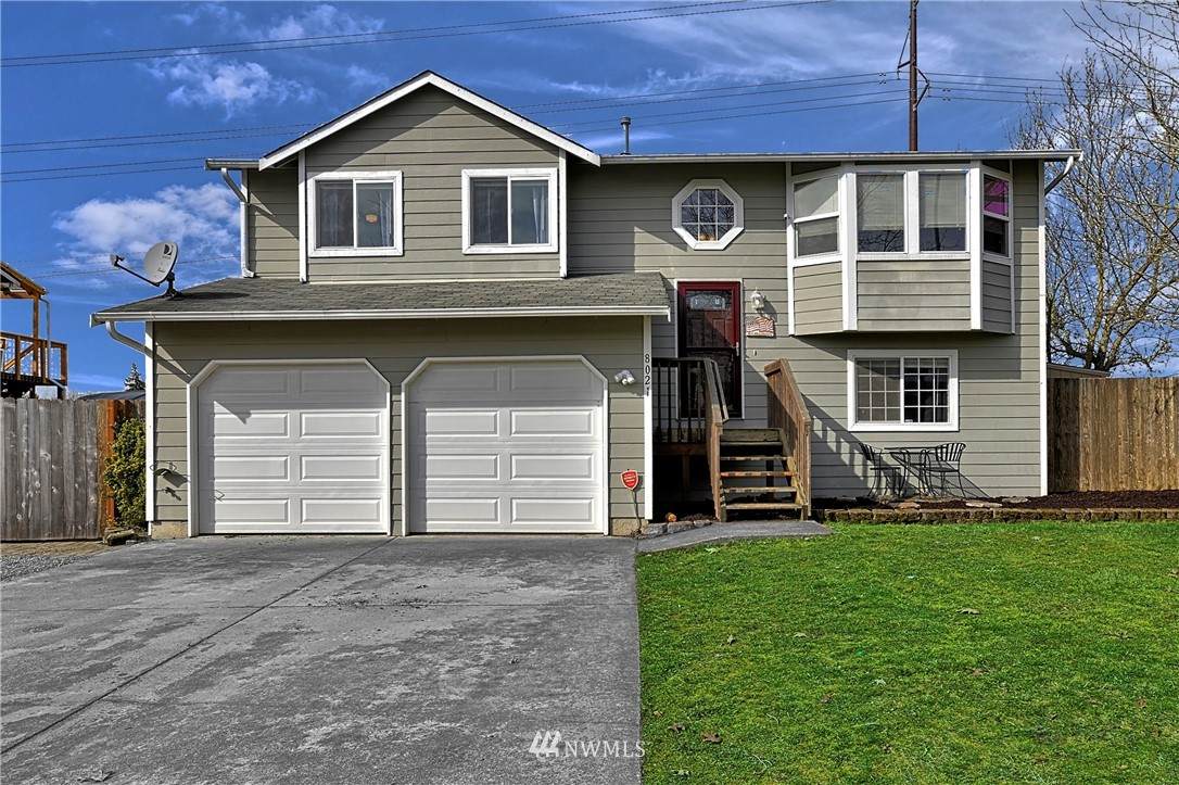8021 Vista Drive - Photo 1