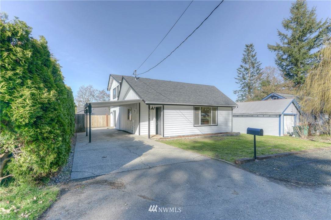 1718 7th Avenue - Photo 1