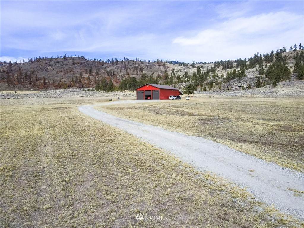 1077 Highway 20 - Photo 1