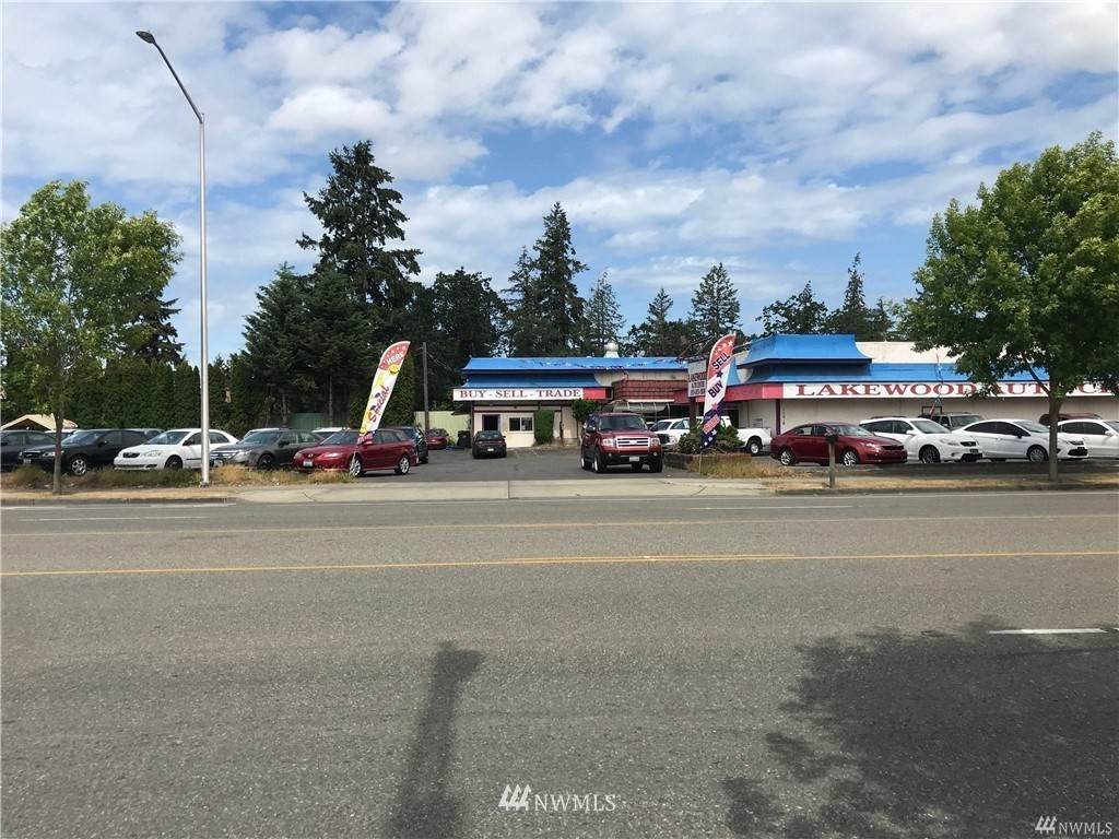 11014 Pacific Highway - Photo 1