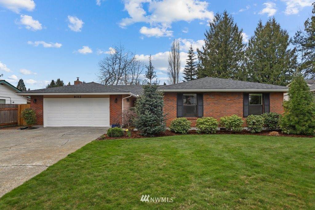 9312 62nd Drive - Photo 1