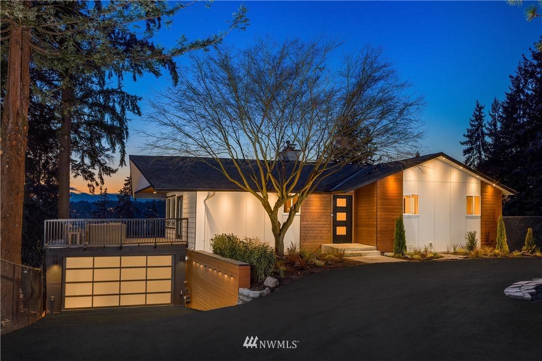 8400 190th Street - Photo 1