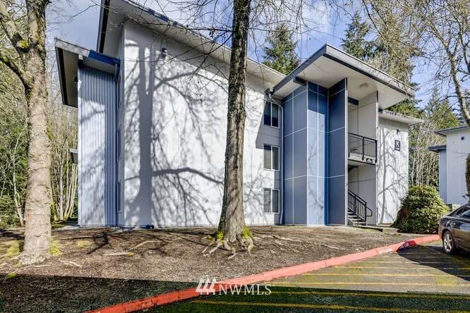 14404 31st St - Photo 1