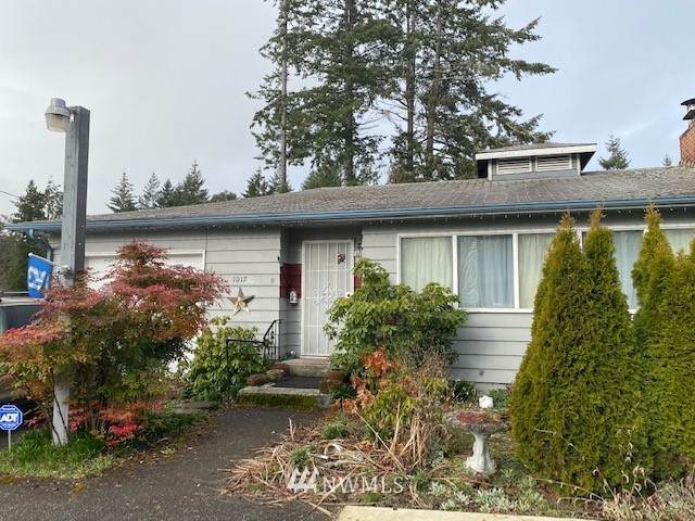 1017 8th Street - Photo 1