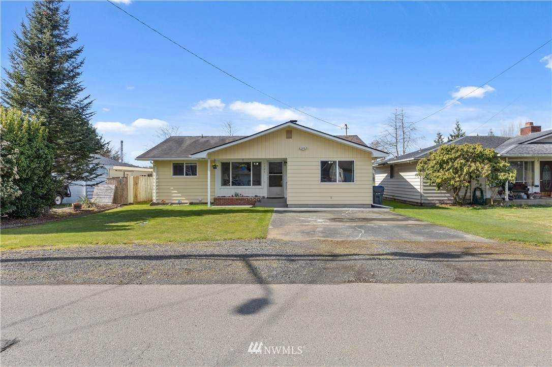 1325 Harding Road - Photo 1
