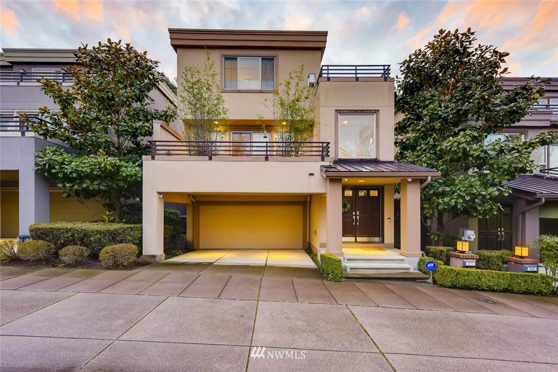 811 Kirkland Way - Photo 1