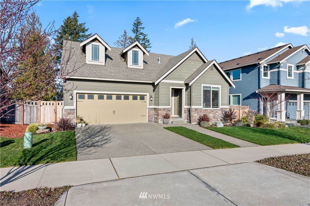 13813 185th Avenue - Photo 1