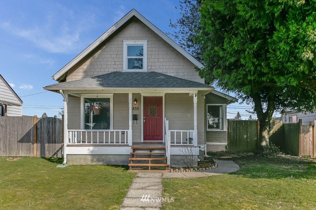 835 49th Street - Photo 1
