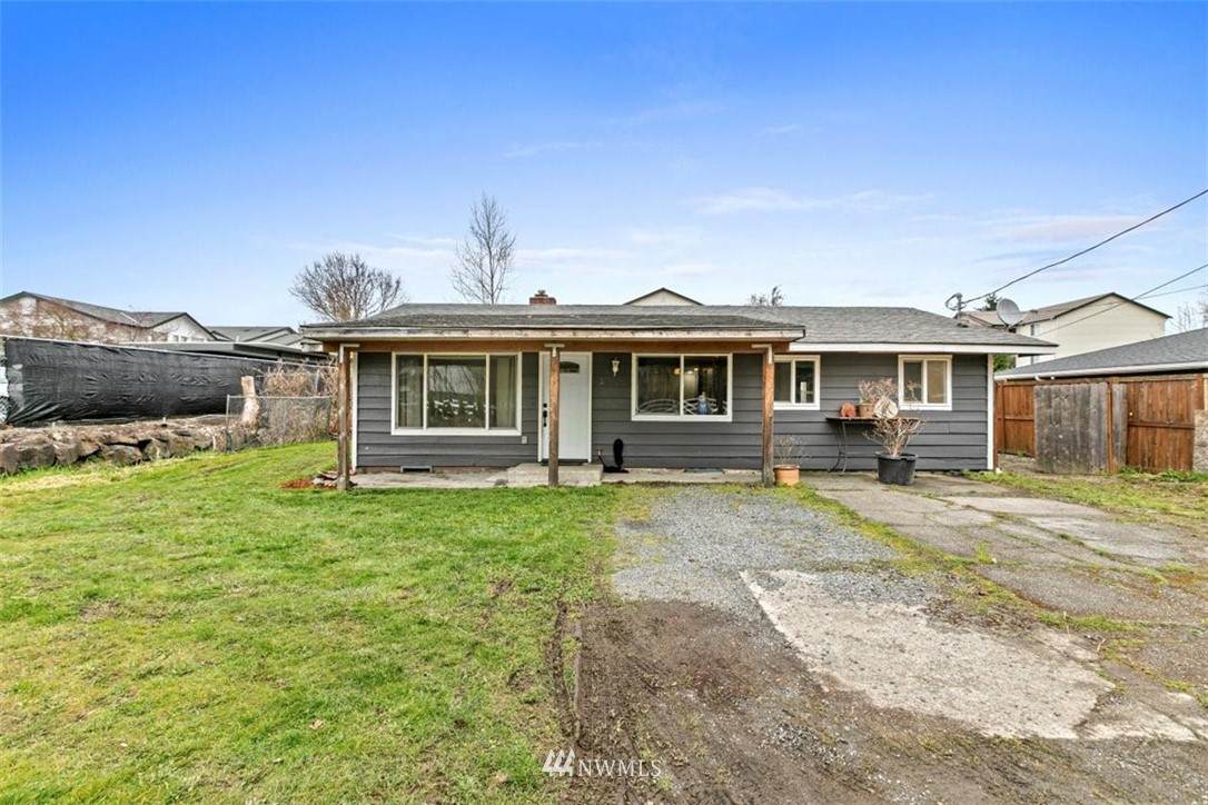 511 Center Rd - Photo 1