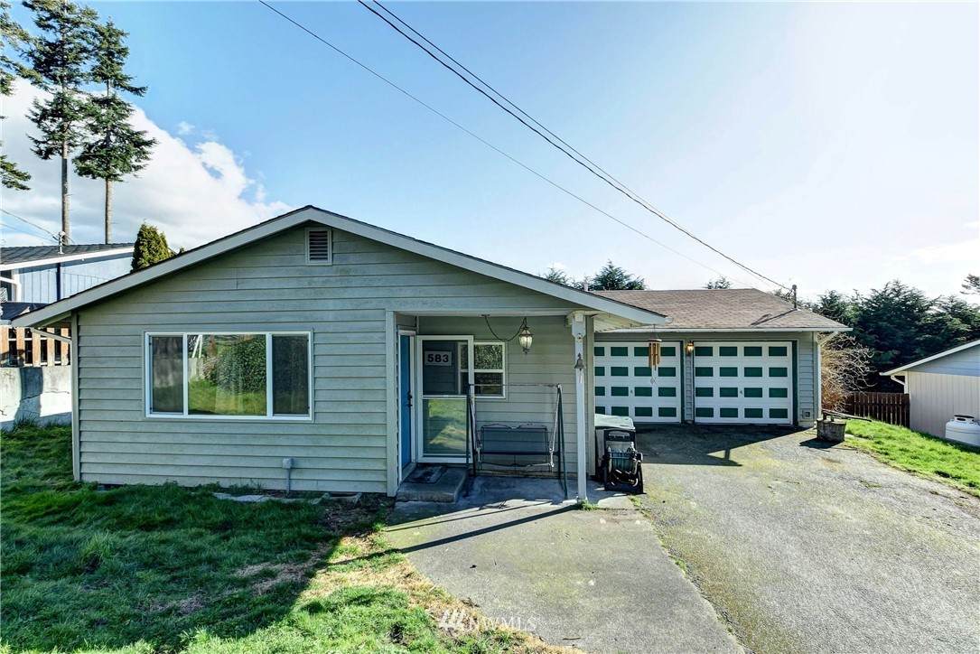 583 Salal Street - Photo 1