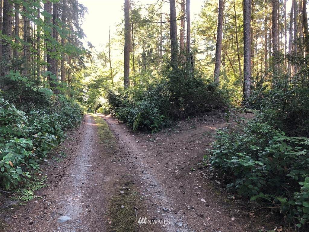 6320 Crescent Beach Road - Photo 1