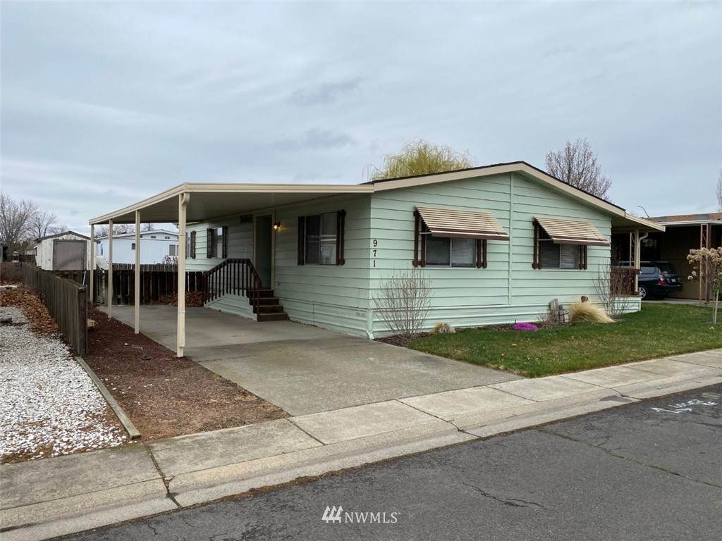 971 Alden Street - Photo 1