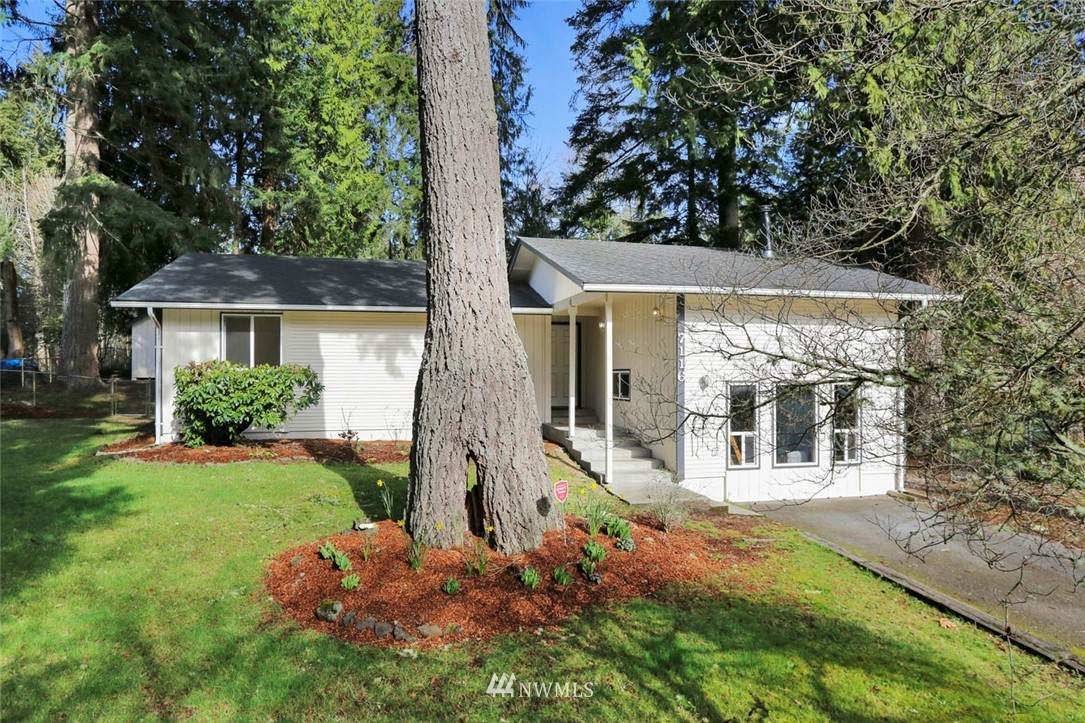 7116 85th Avenue - Photo 1