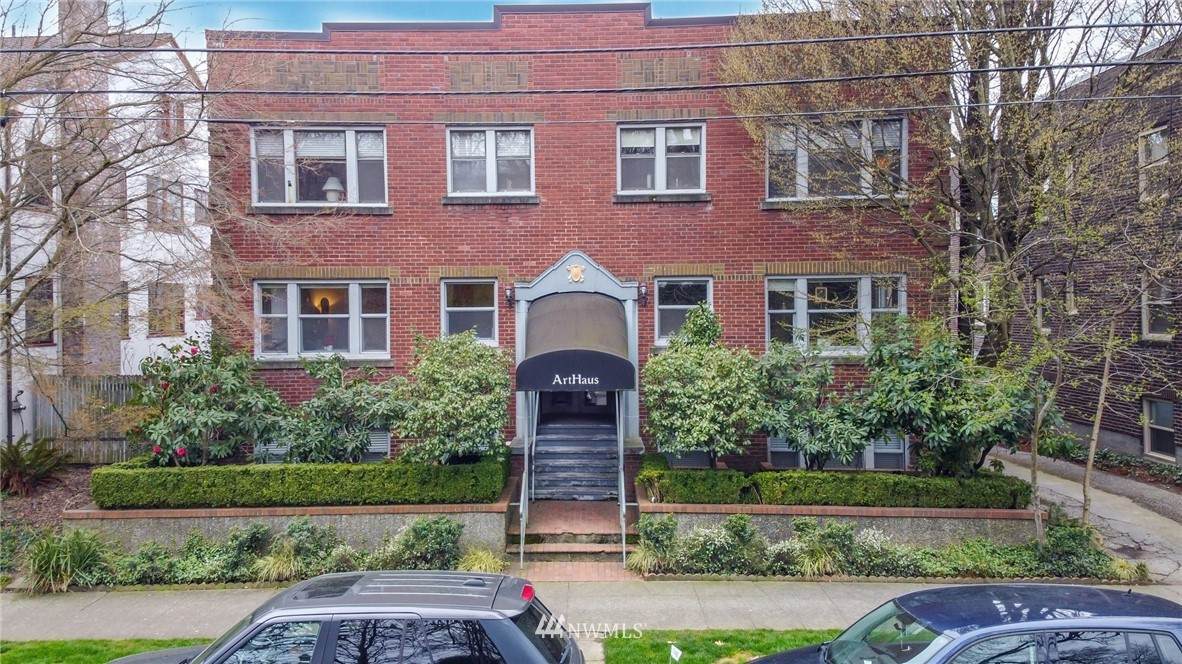 735 Federal Avenue - Photo 1
