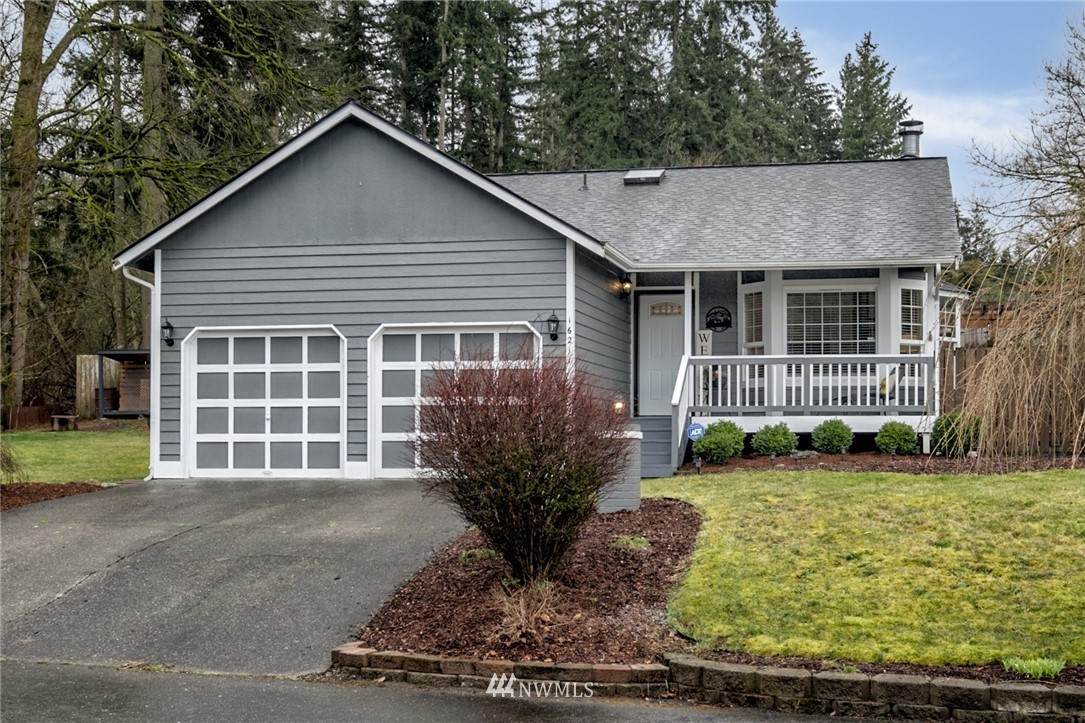 16211 318th Street - Photo 1