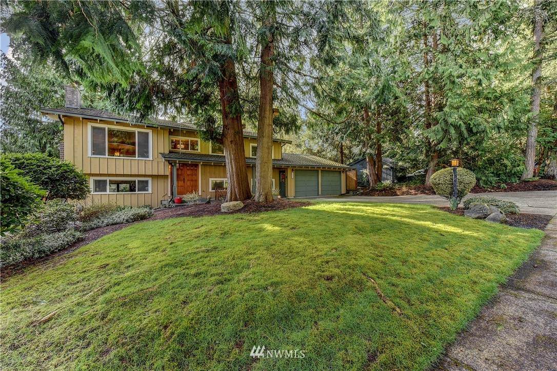 2006 166th Avenue - Photo 1