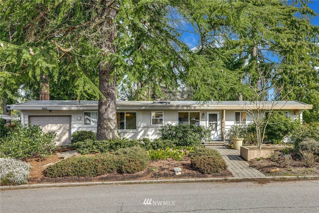 15502 24th Street - Photo 1