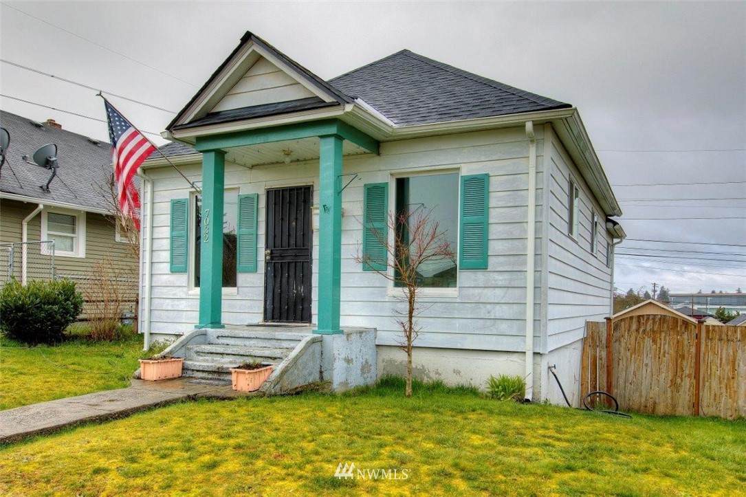 7032 Warner Street - Photo 1