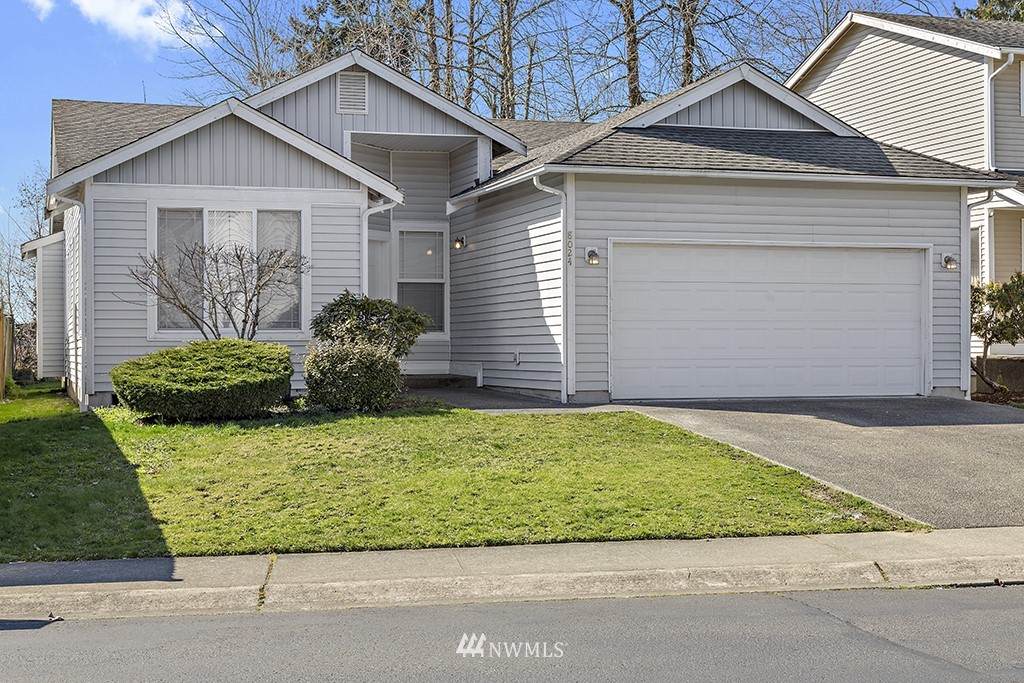 8024 145th Street - Photo 1