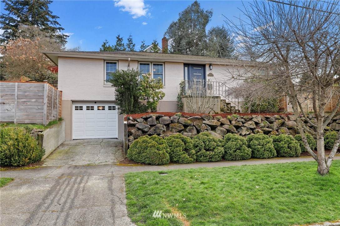 8006 Sunnyside Avenue - Photo 1