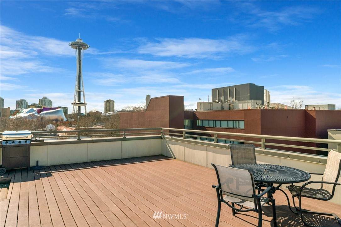 621 5th Avenue - Photo 1