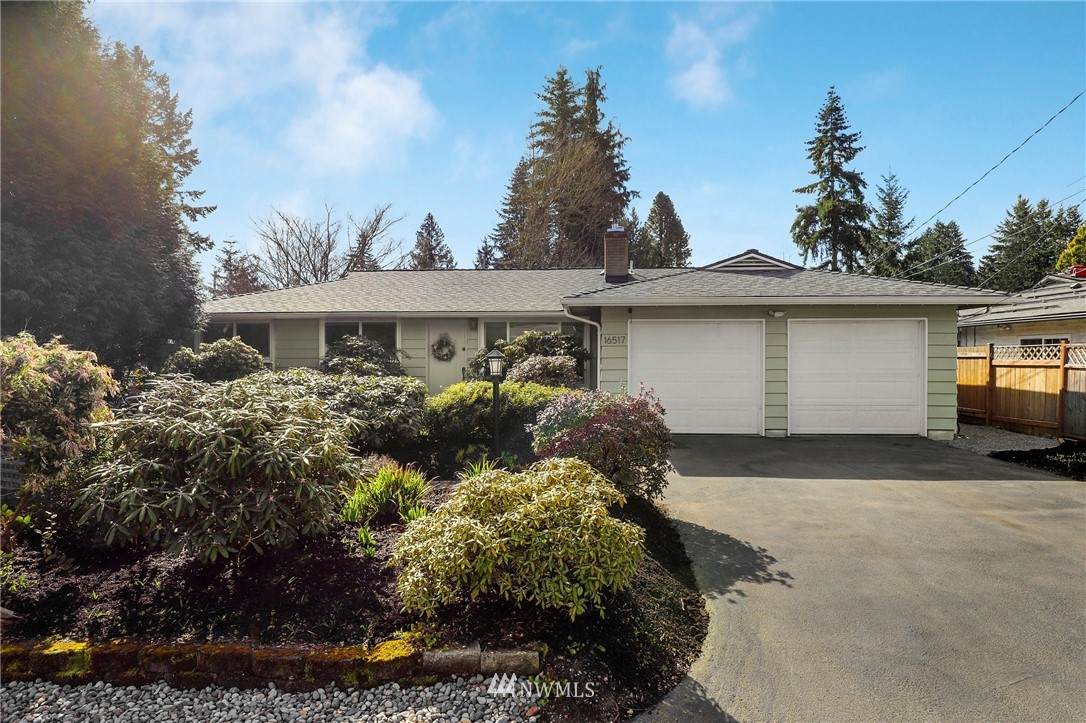 16517 27th Street - Photo 1