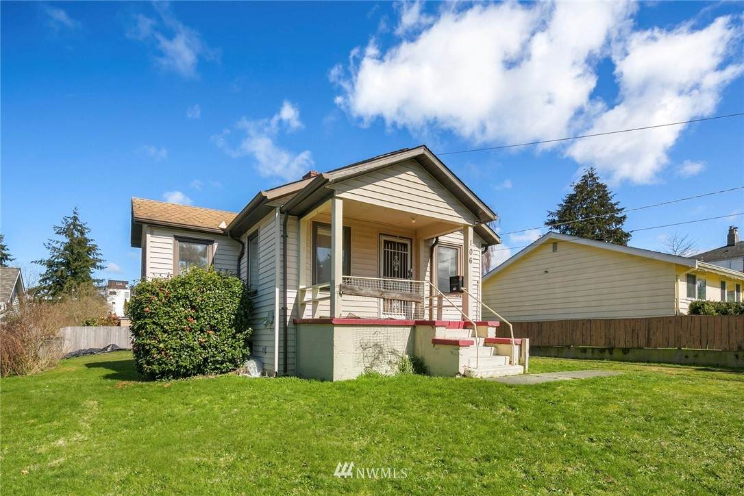 106 100th Street - Photo 1
