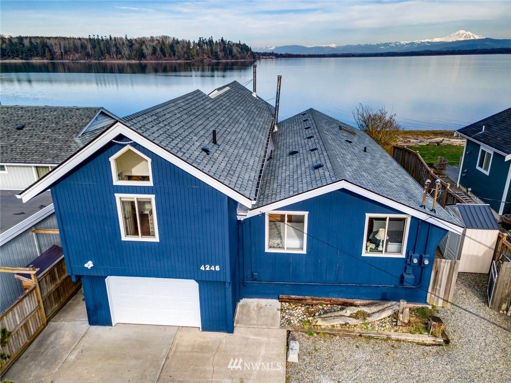 4246 Saltspring Drive - Photo 1