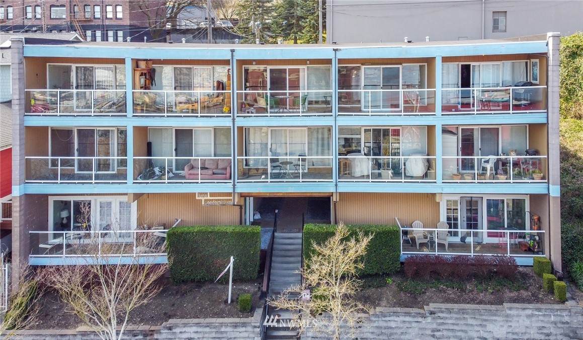 210 Broadway - Photo 1