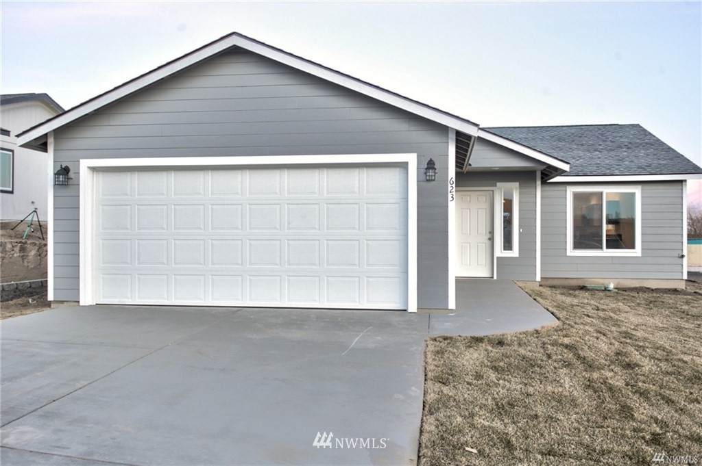619 Alice Avenue - Photo 1