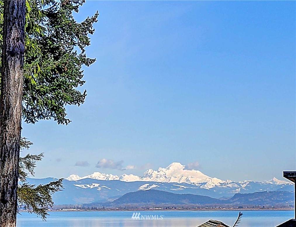 360 Tillicum Way - Photo 1
