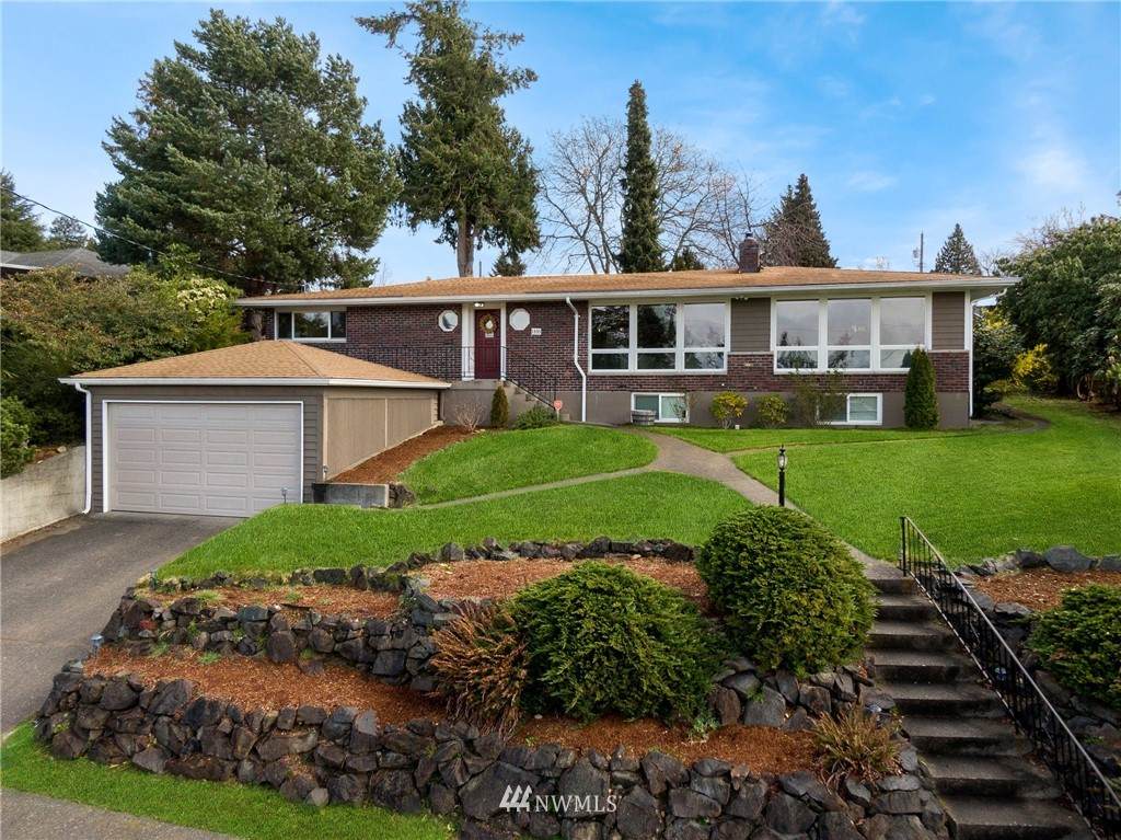 1339 Heatherwood - Photo 1