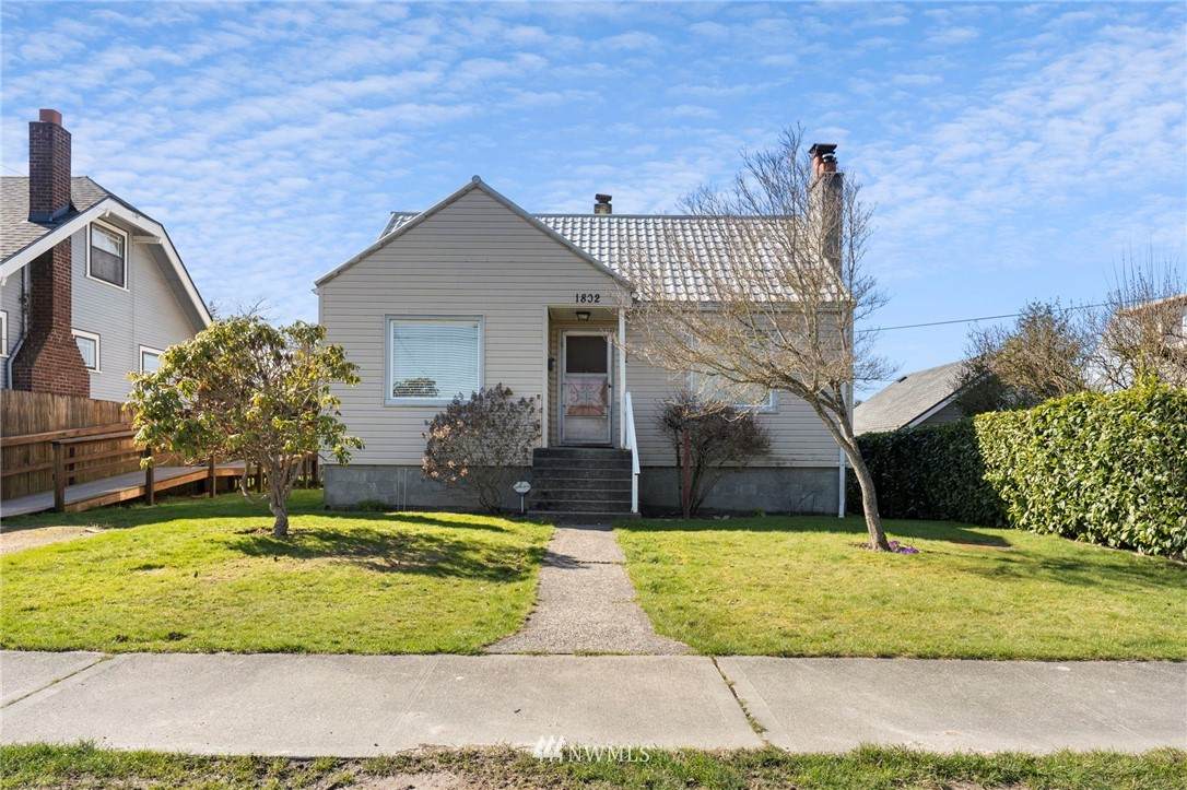 1802 Adams Street - Photo 1