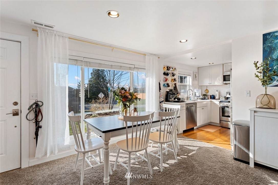 11411 86th Street - Photo 1