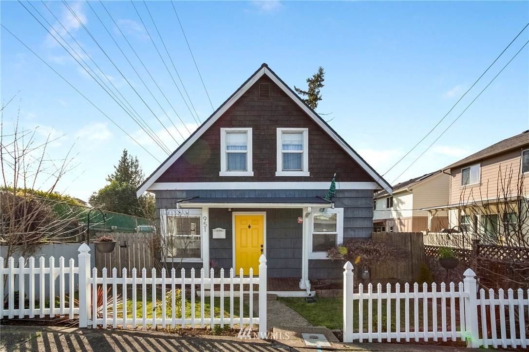 951 Pleasant Avenue - Photo 1