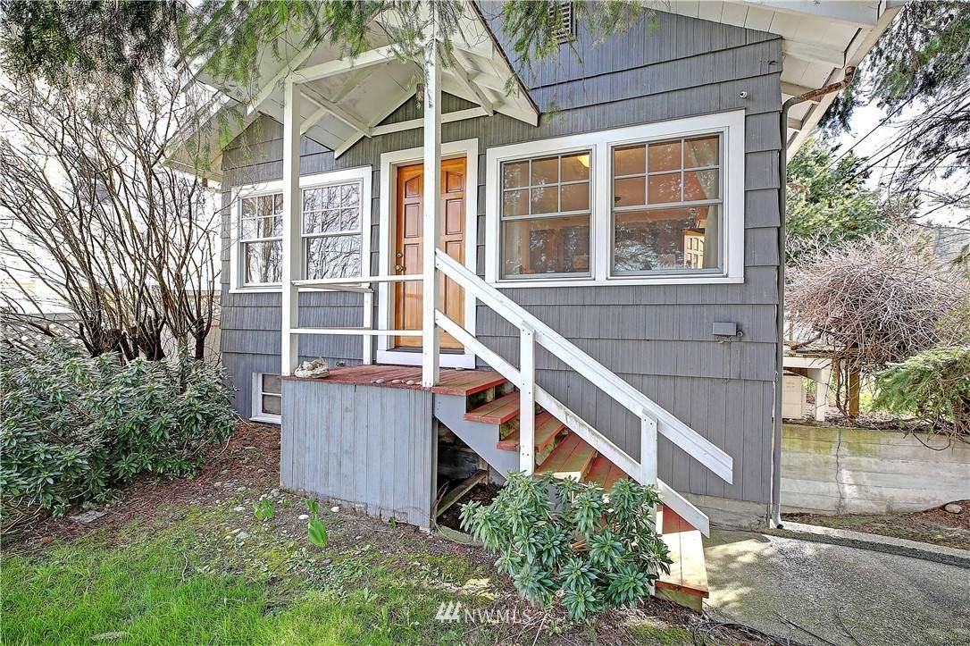 954 Olympic Street - Photo 1