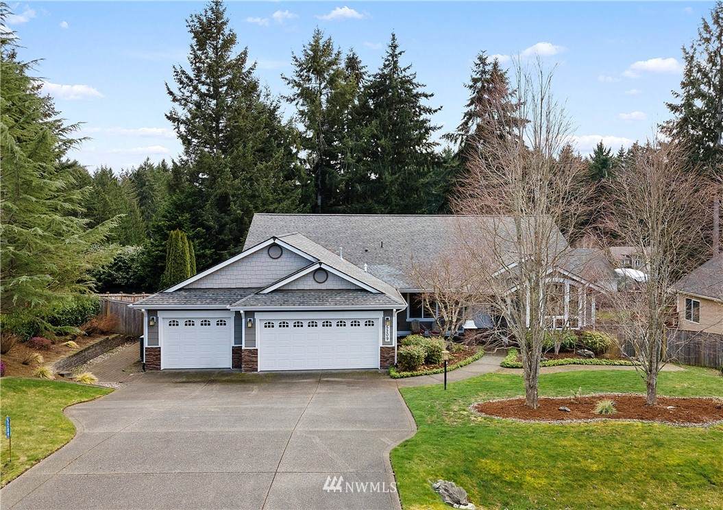 5209 81st Avenue - Photo 1