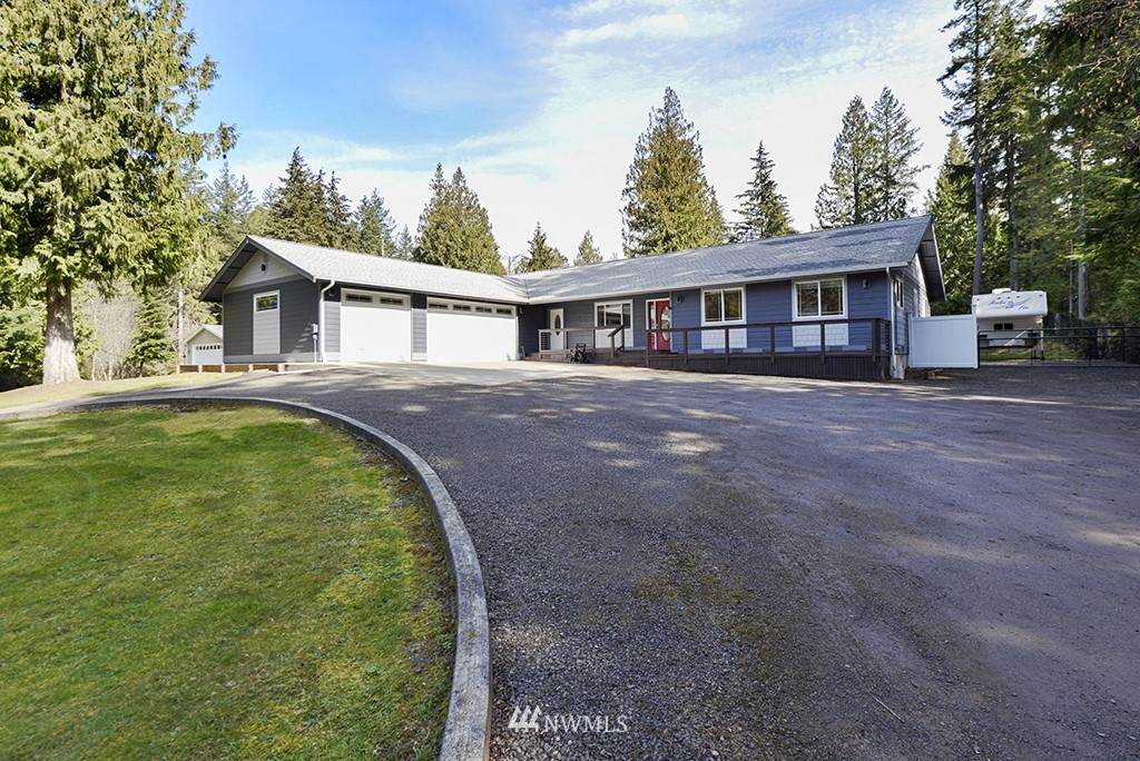 4224 159th Street - Photo 1