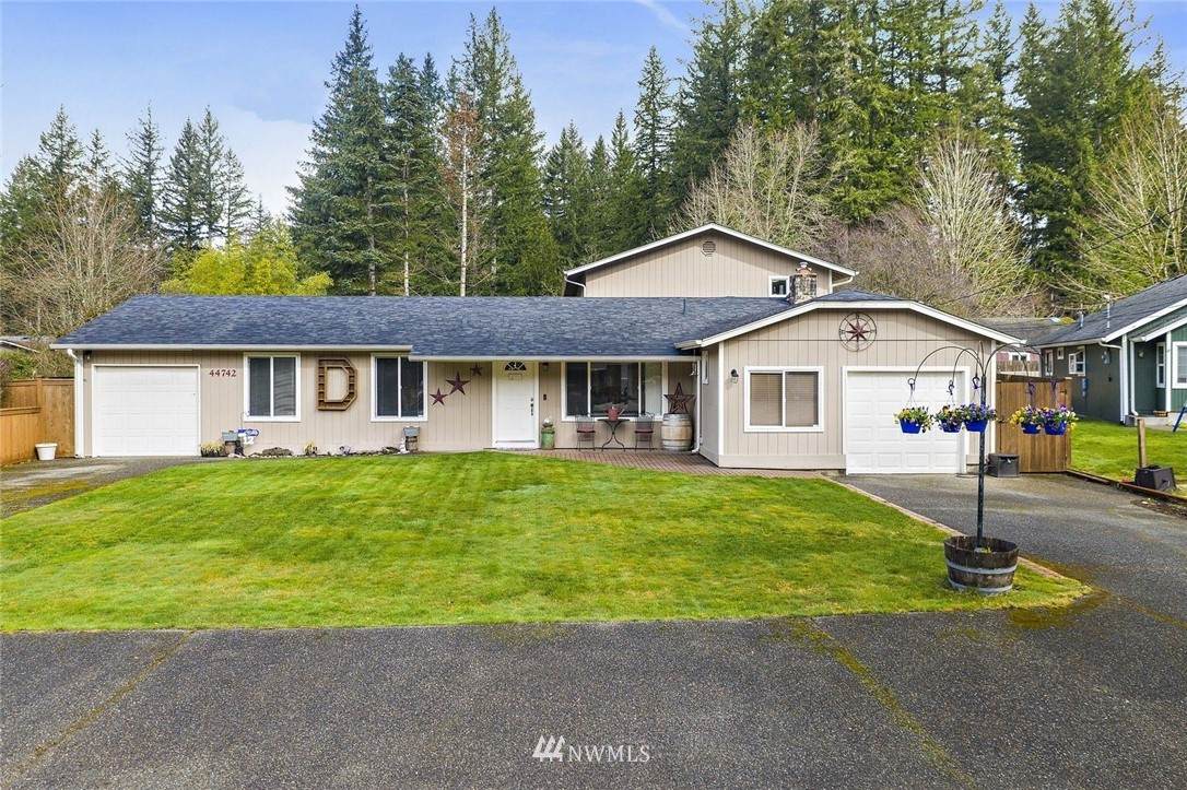 44742 147th Street - Photo 1