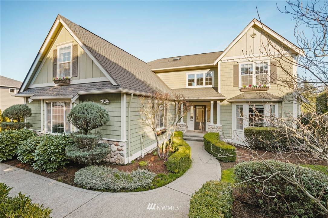 4623 127th Avenue - Photo 1
