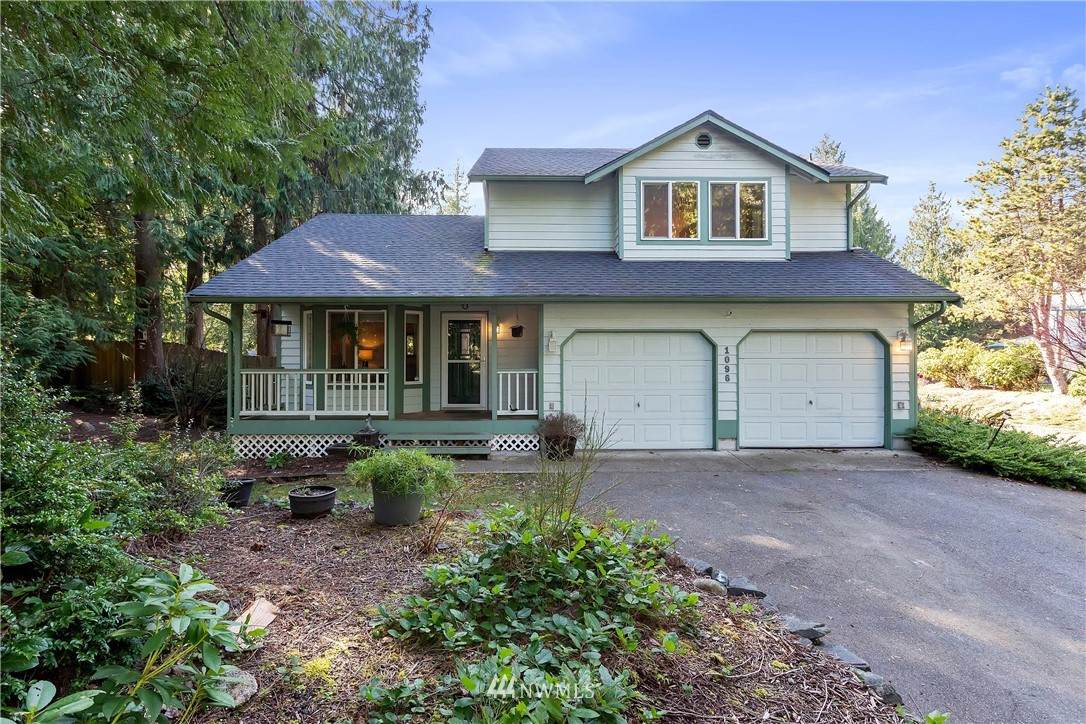 1096 Puget Drive - Photo 1