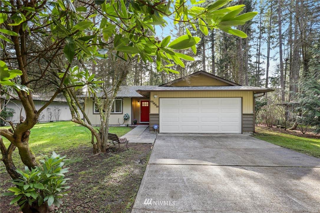 8515 Lake Forest Drive - Photo 1