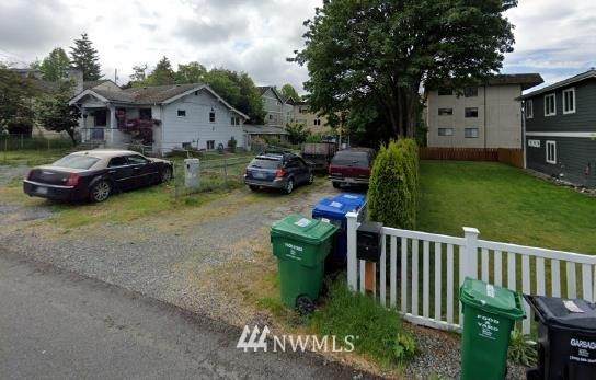 115 105th Street - Photo 1