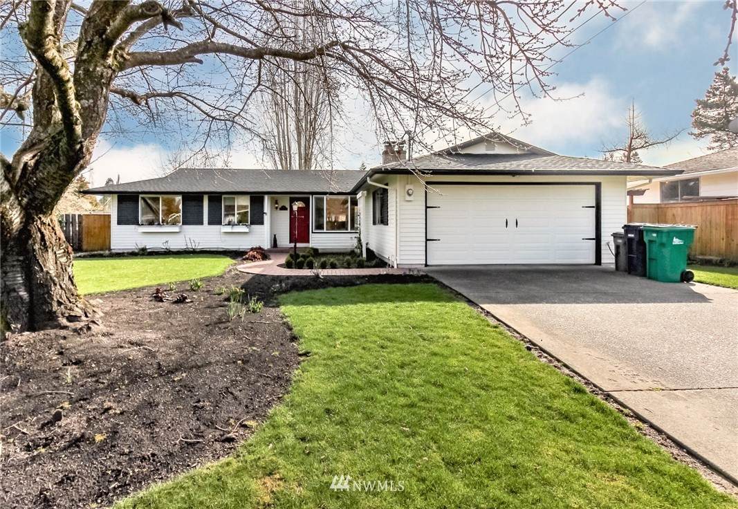 1919 Clovercrest Street - Photo 1