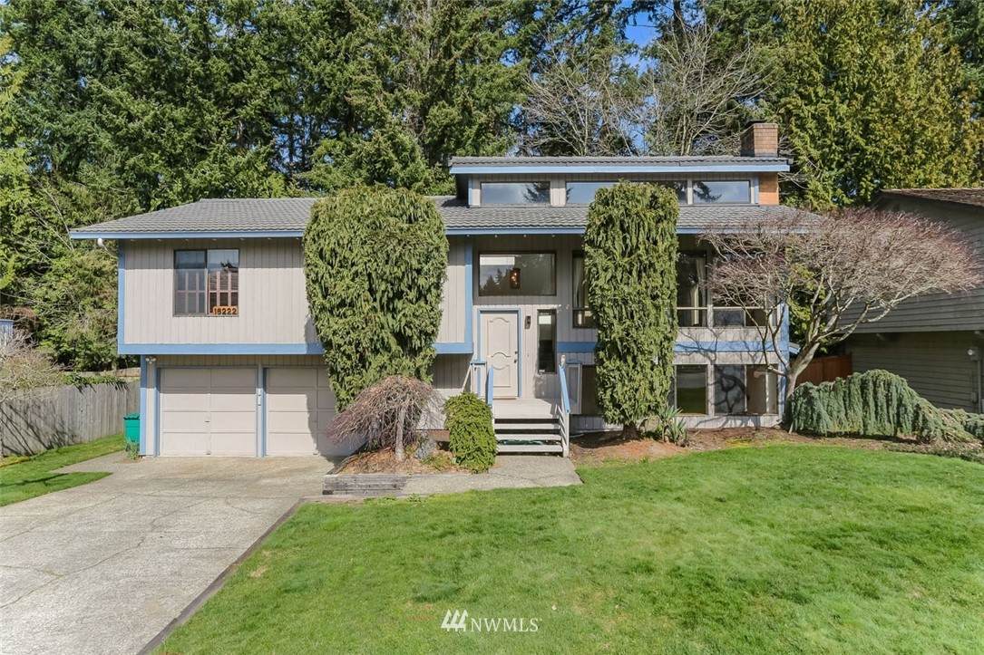 16222 165th Street - Photo 1