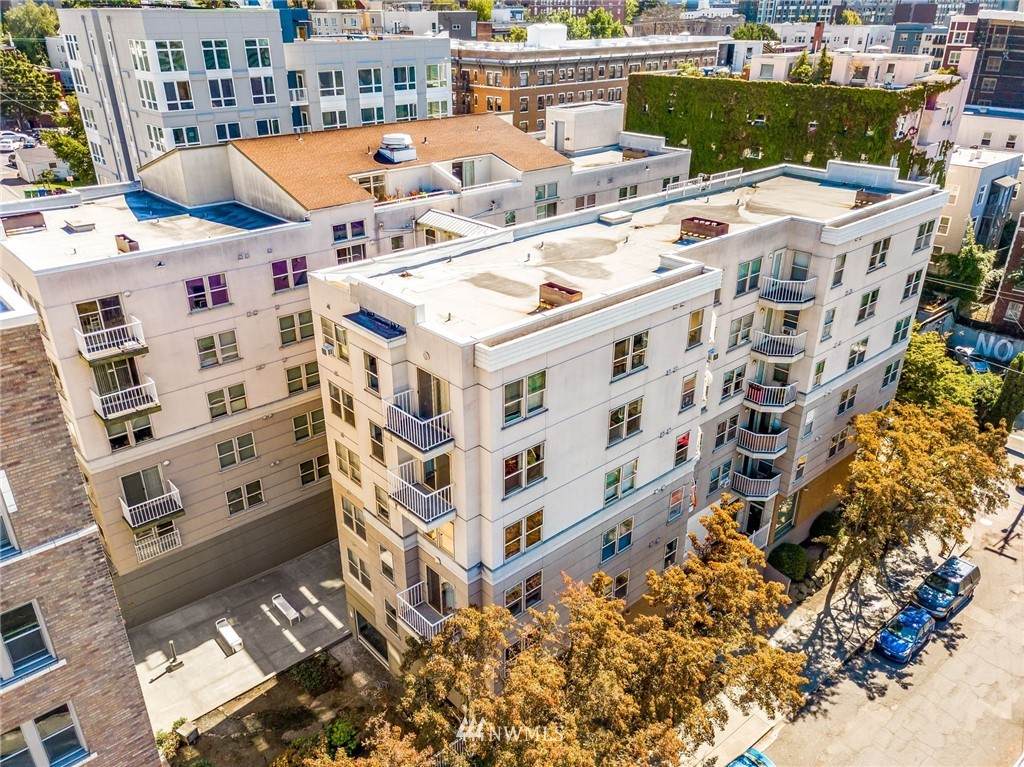 506 Howell Street - Photo 1