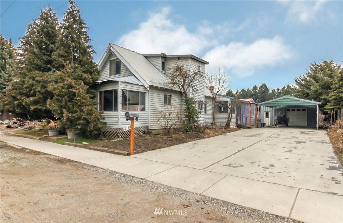 808 1st Street - Photo 1