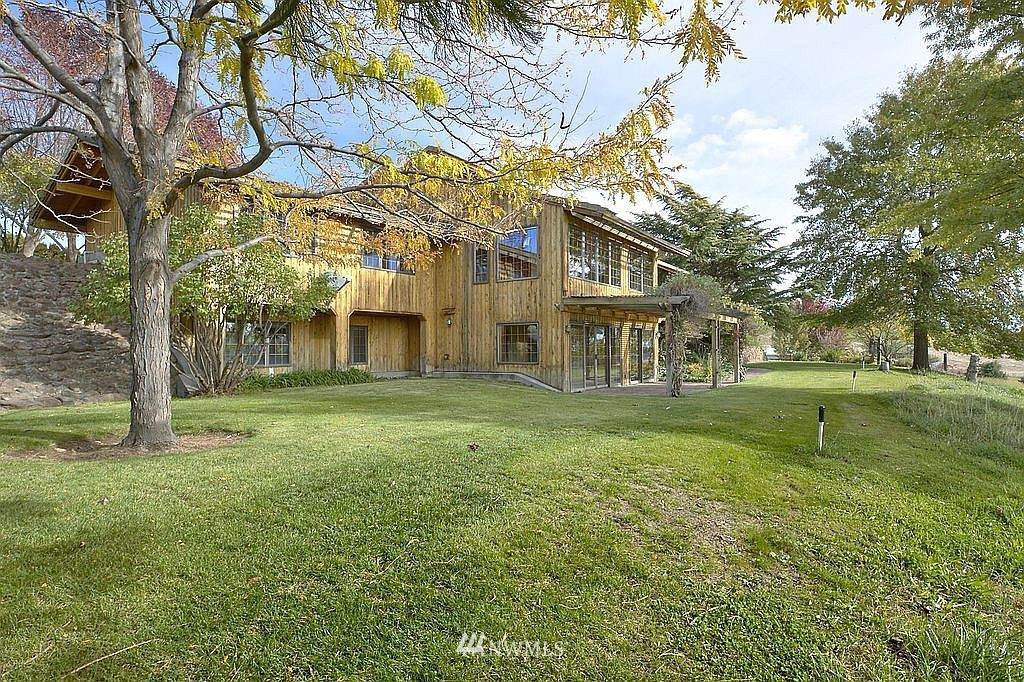 10705 Orchard Avenue - Photo 1
