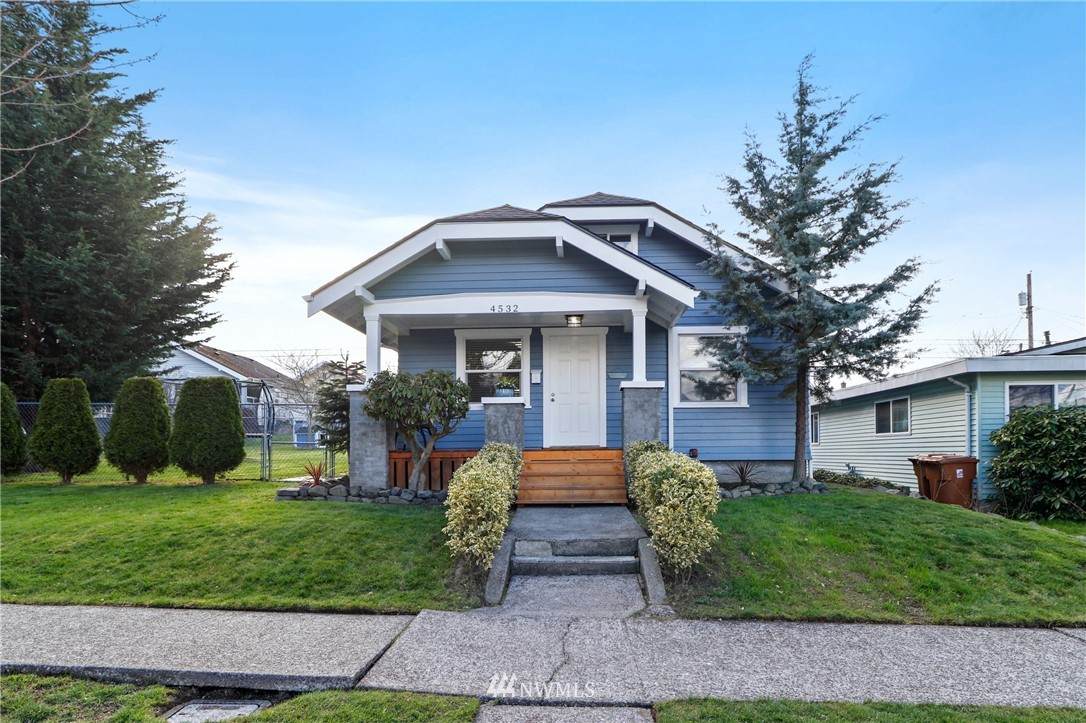 4532 J Street - Photo 1